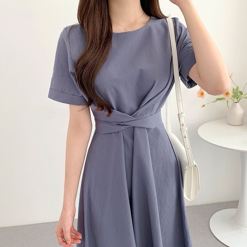 Elegant Knot-Tie Dress