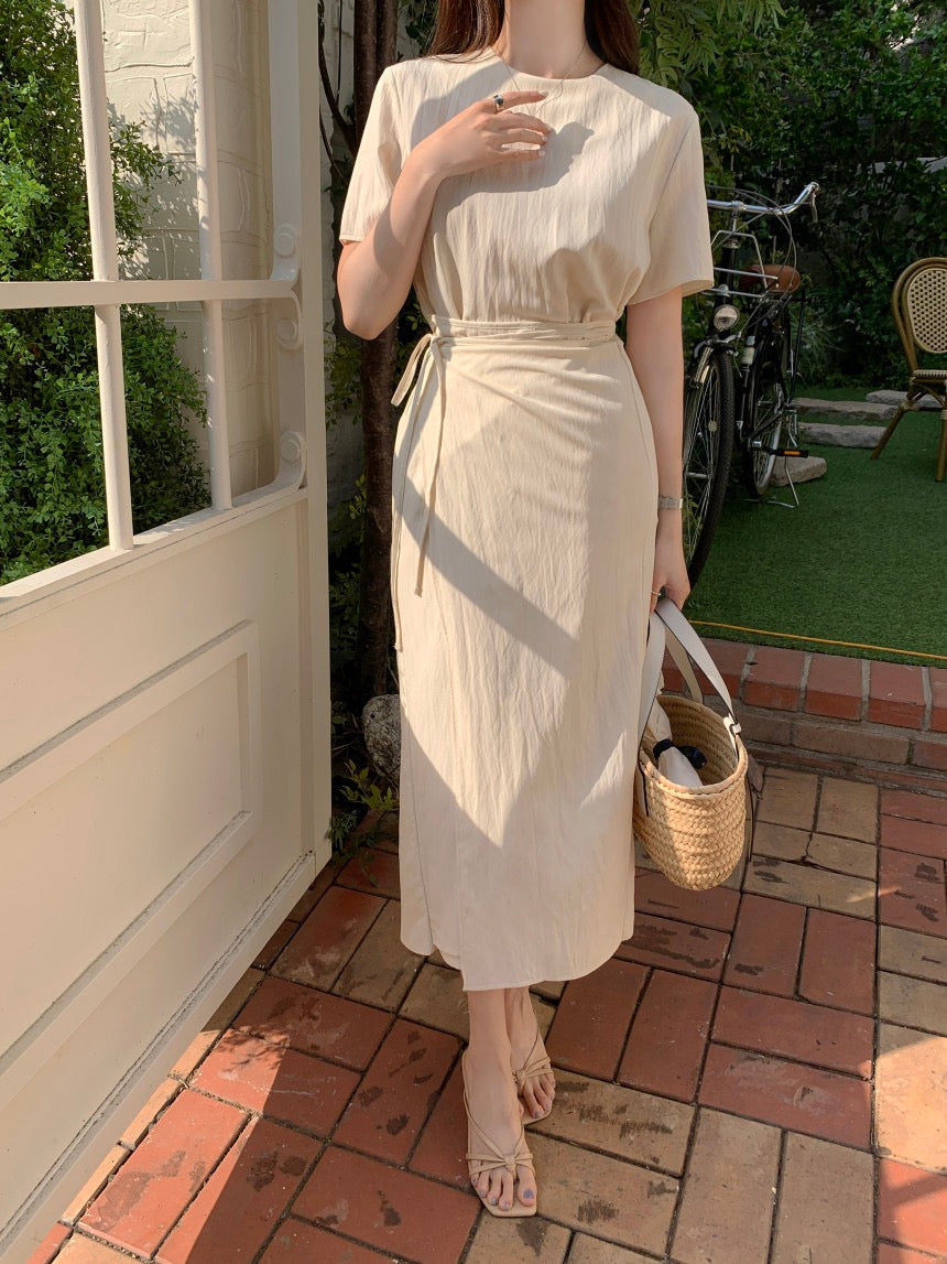 Round Neck Slim Fit Tie Waist Dress