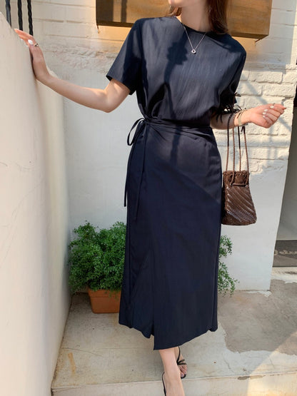 Round Neck Slim Fit Tie Waist Dress