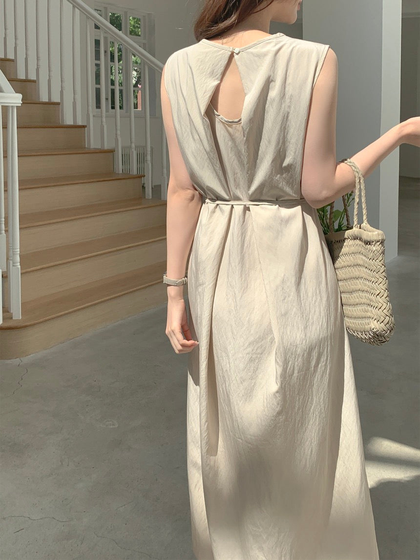 Sleeveless Back Design Dress