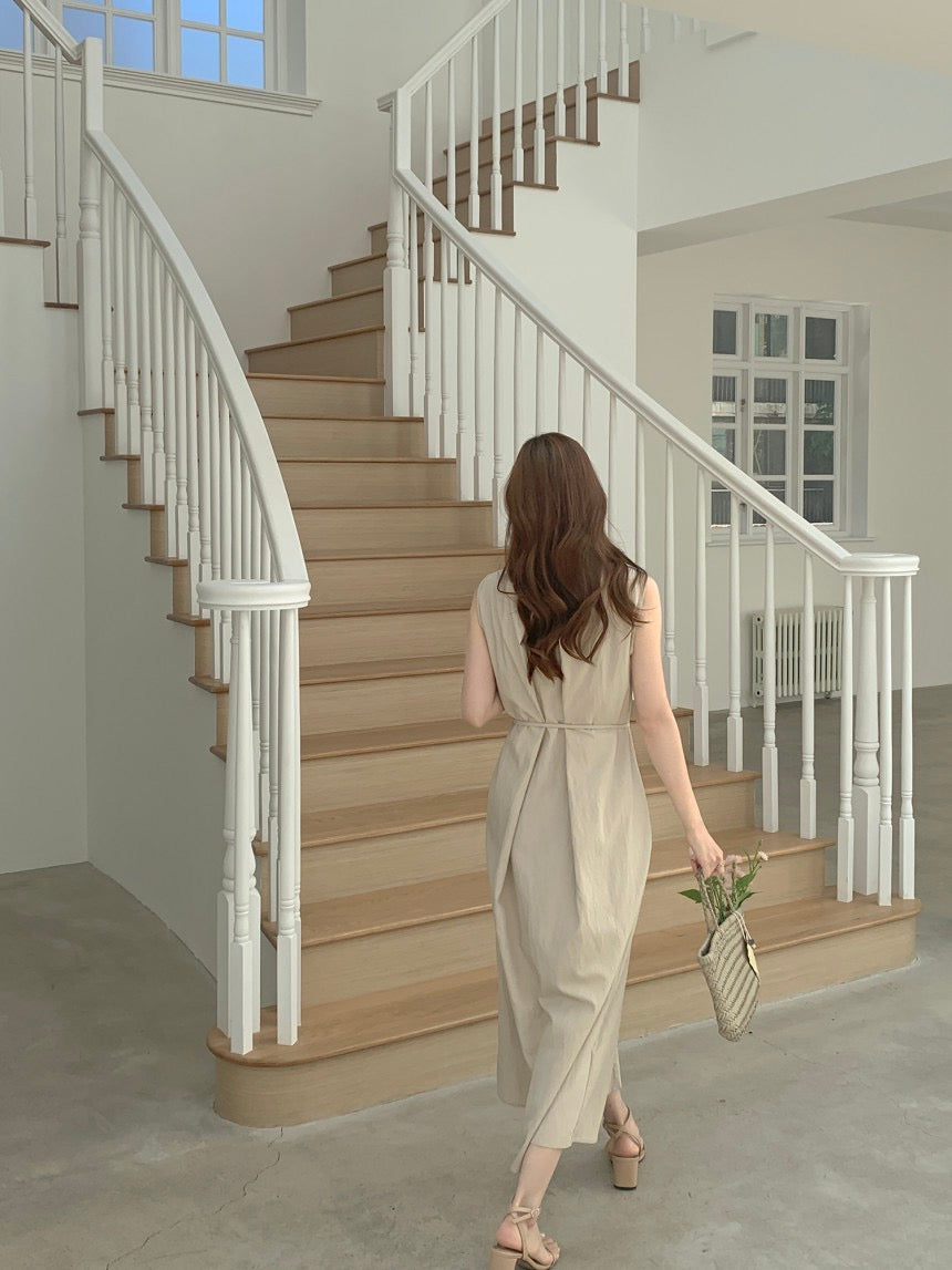 Sleeveless Back Design Dress