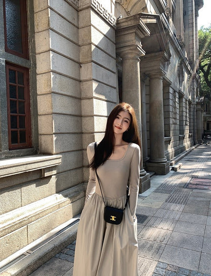法式方領收腰顯瘦連身裙