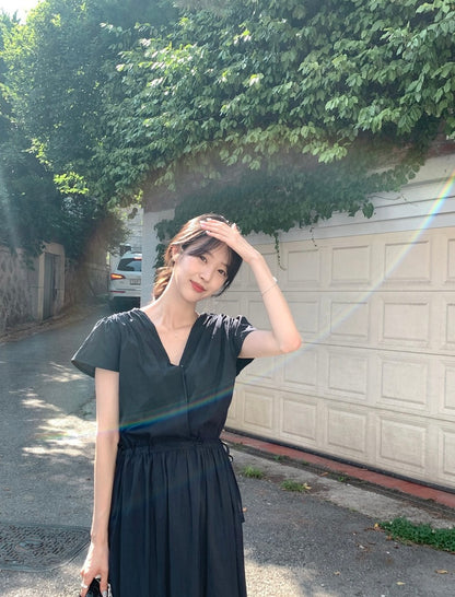 V領抽繩褶皺連身裙