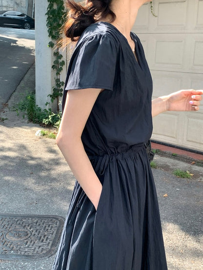 V領抽繩褶皺連身裙