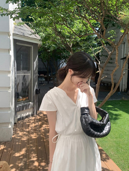 V領抽繩褶皺連身裙