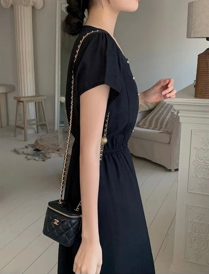 圓領金屬單排扣收腰連身裙