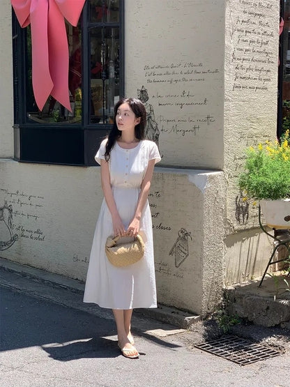 圓領金屬單排扣收腰連身裙