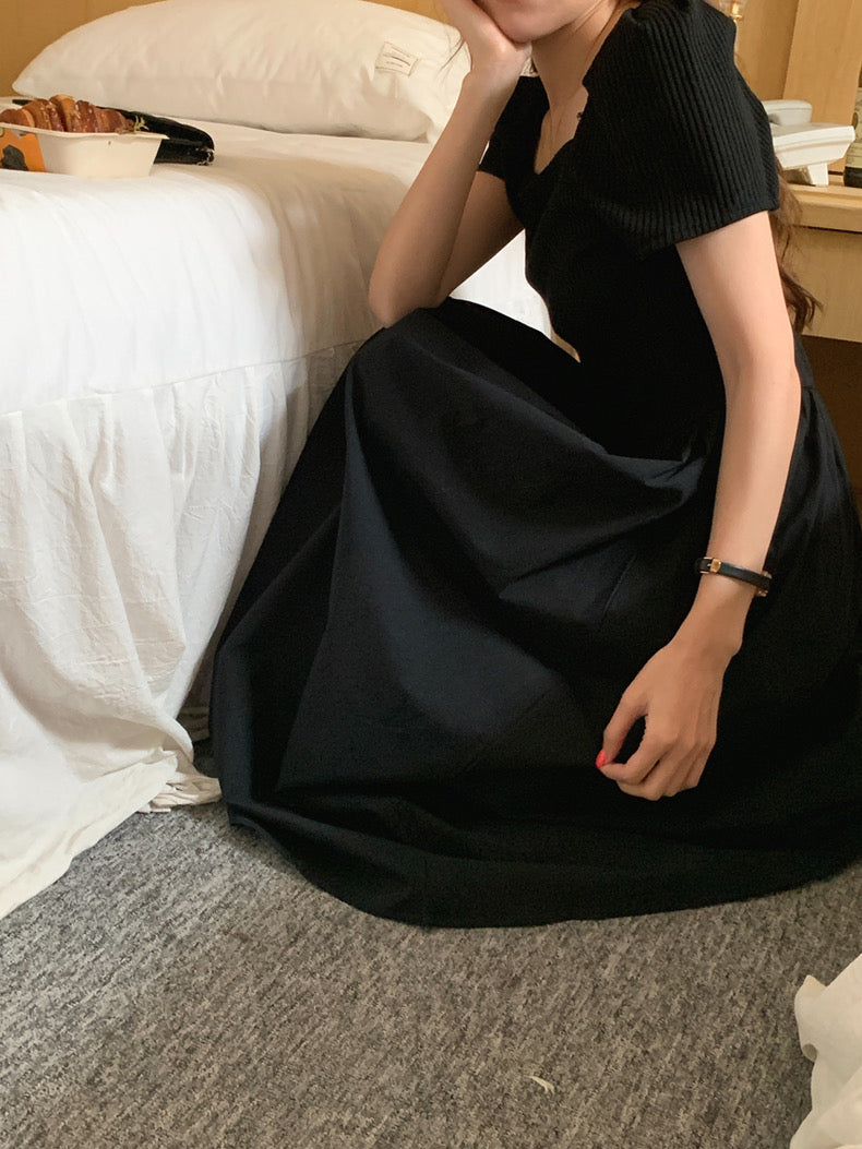 方領拼接針織收腰連身裙