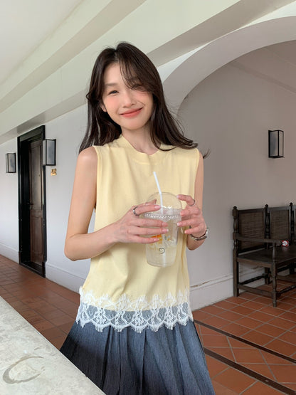 Lace Trim Hem Knitted Vest