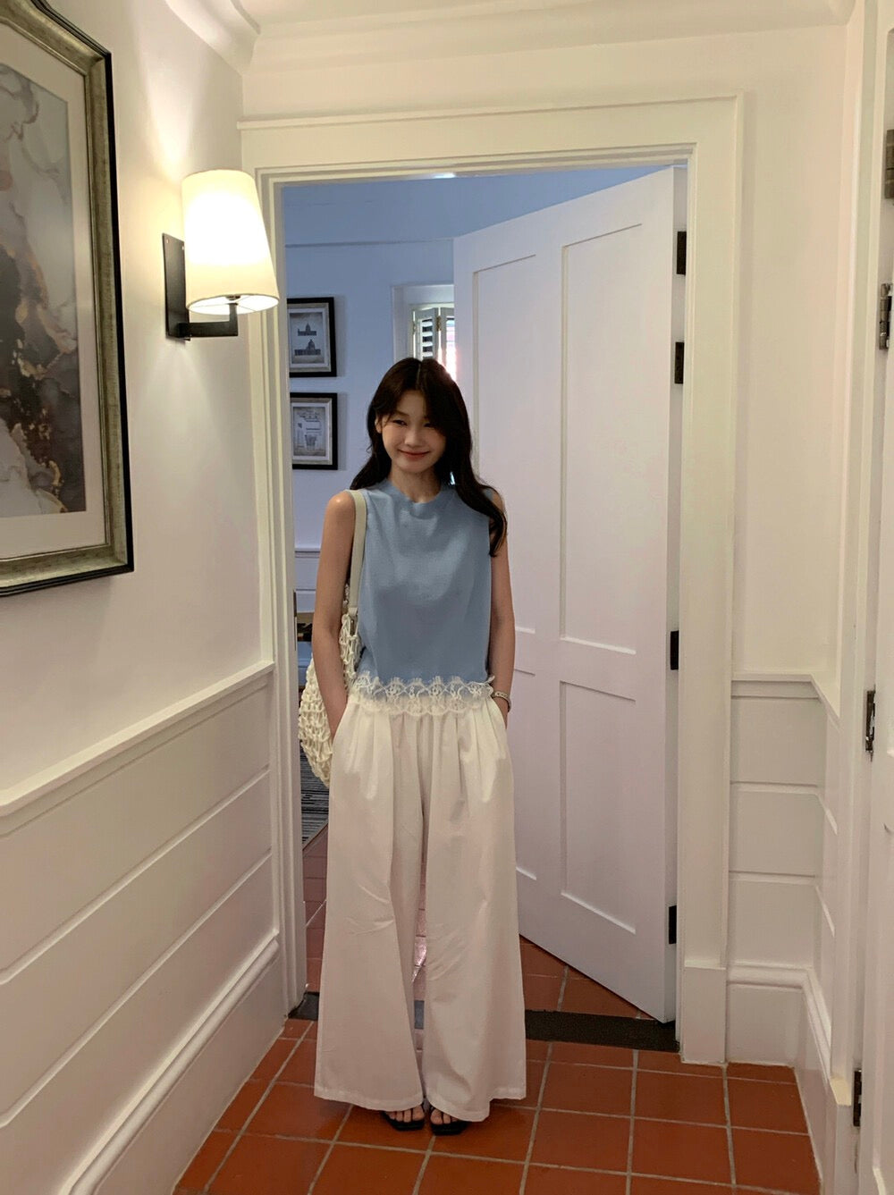 Lace Trim Hem Knitted Vest