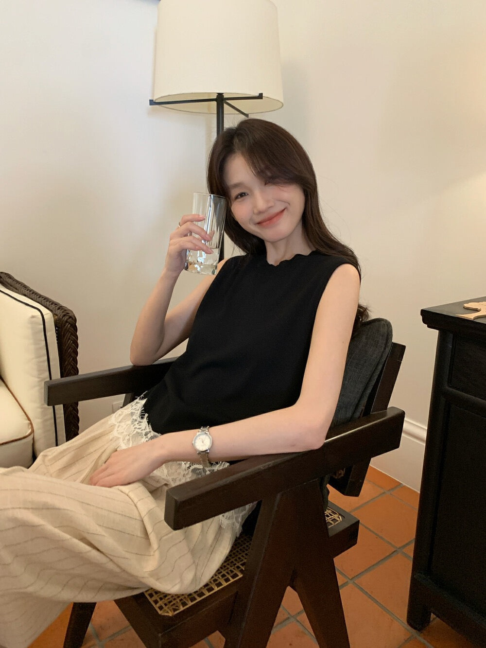 Lace Trim Hem Knitted Vest