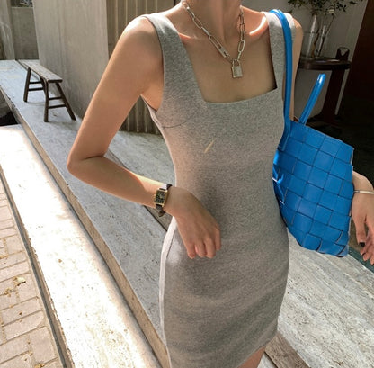 方領修身背心裙