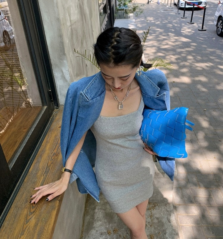 方領修身背心裙