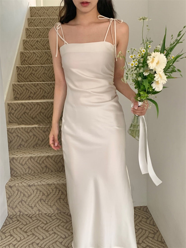絲光緞面吊帶裙