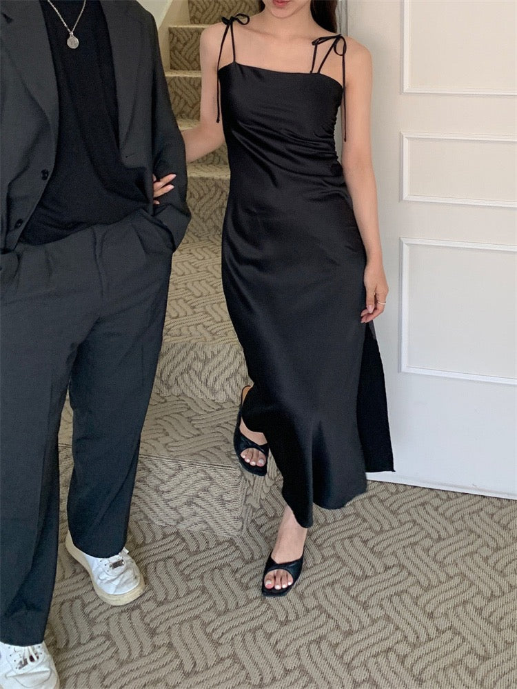 絲光緞面吊帶裙