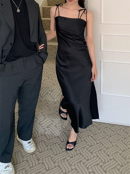 絲光緞面吊帶裙