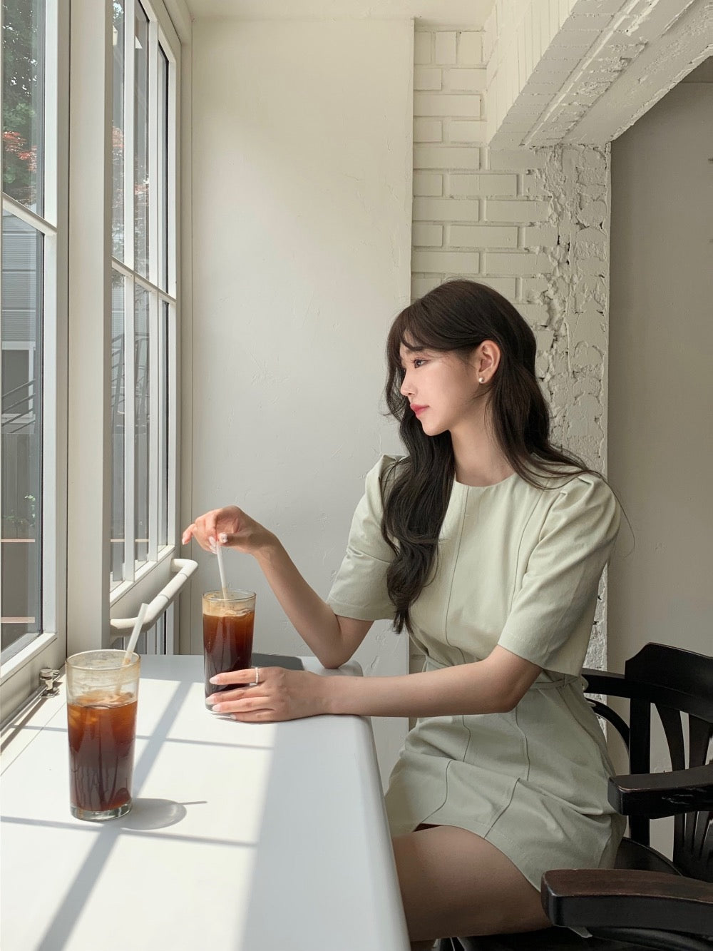 泡泡袖不規則連身裙