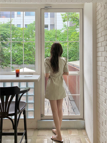 泡泡袖不規則連身裙