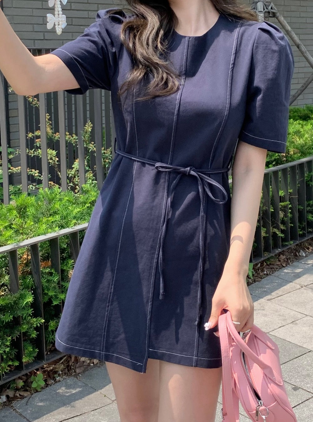 泡泡袖不規則連身裙