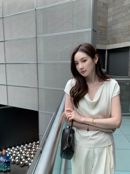 蕩領正肩針織top