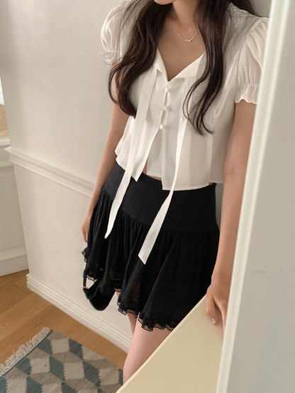 泡泡袖木耳邊恤衫