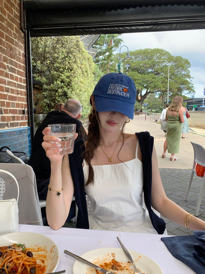 設計感露背吊帶連身裙