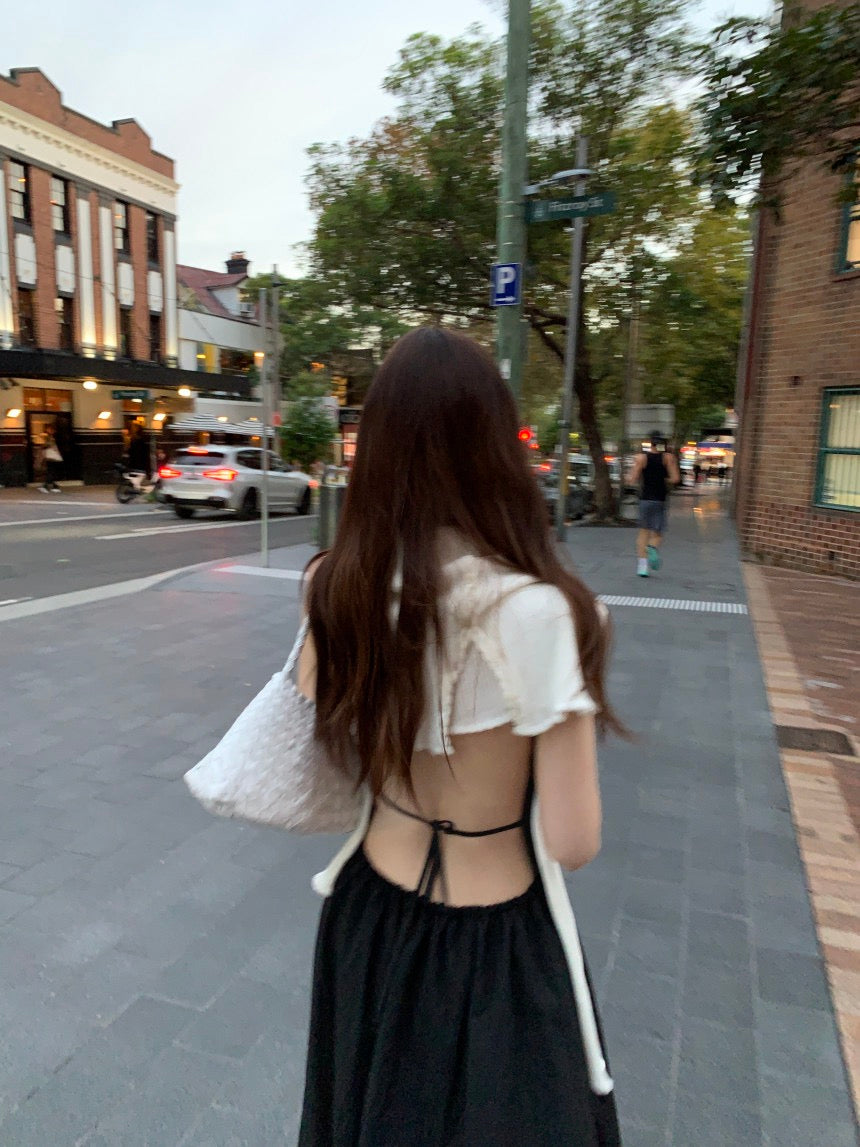 設計感露背吊帶連身裙