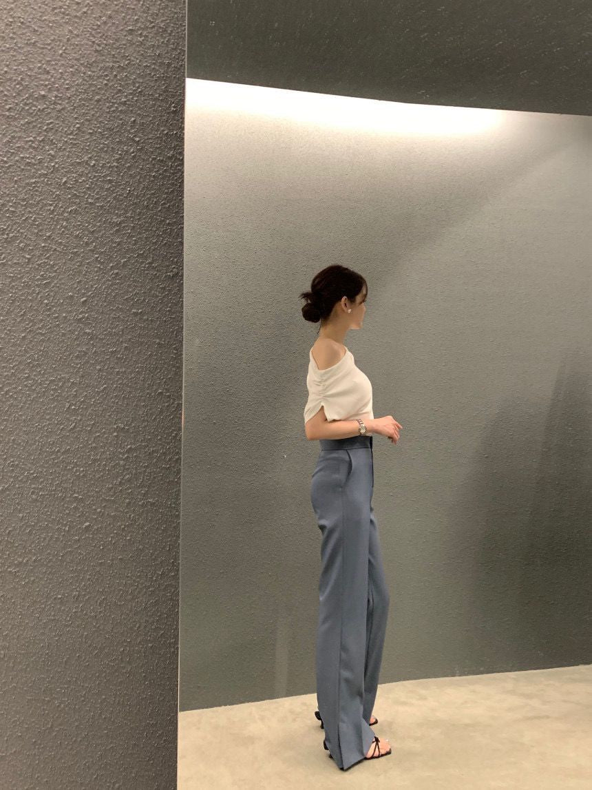 法式斜肩顯瘦top