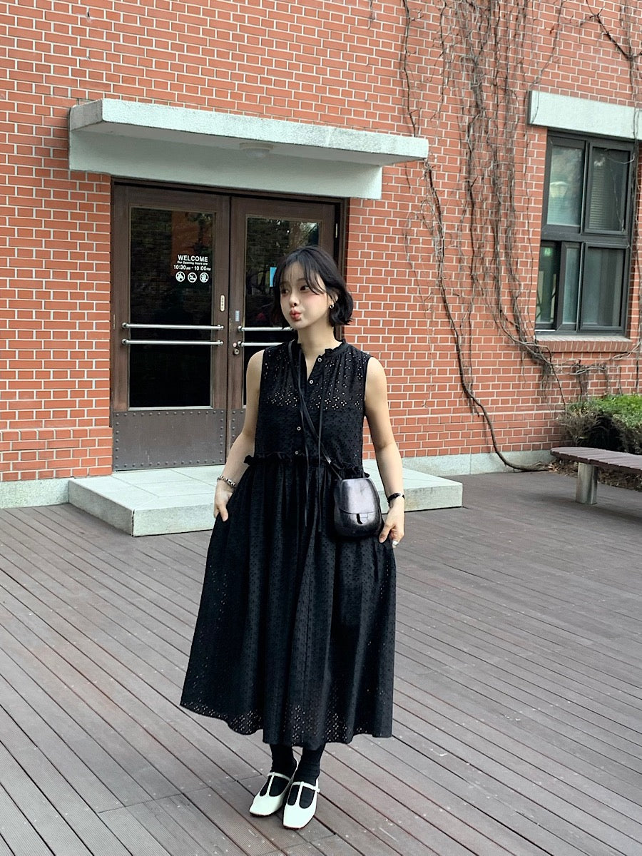 鏤空系帶無袖連身裙