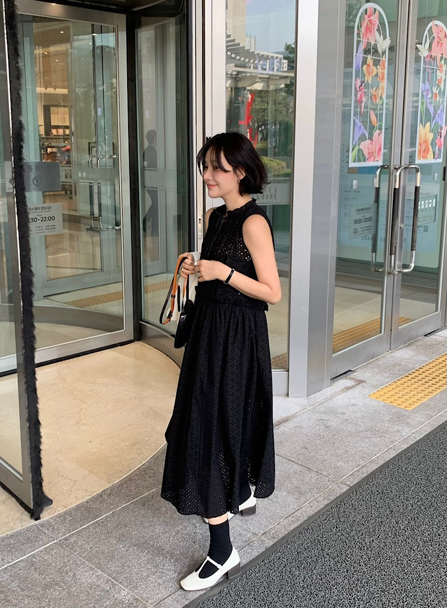 鏤空系帶無袖連身裙