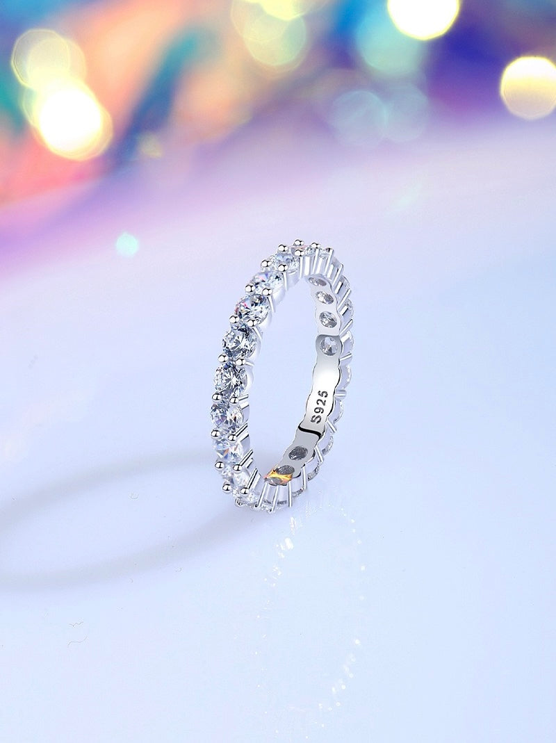 簡約一字滿鑽排戒