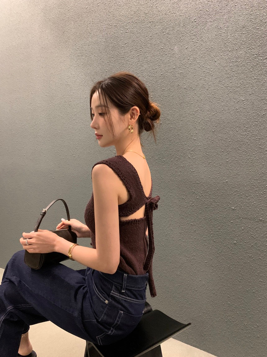 Backless Tie-Knit Top