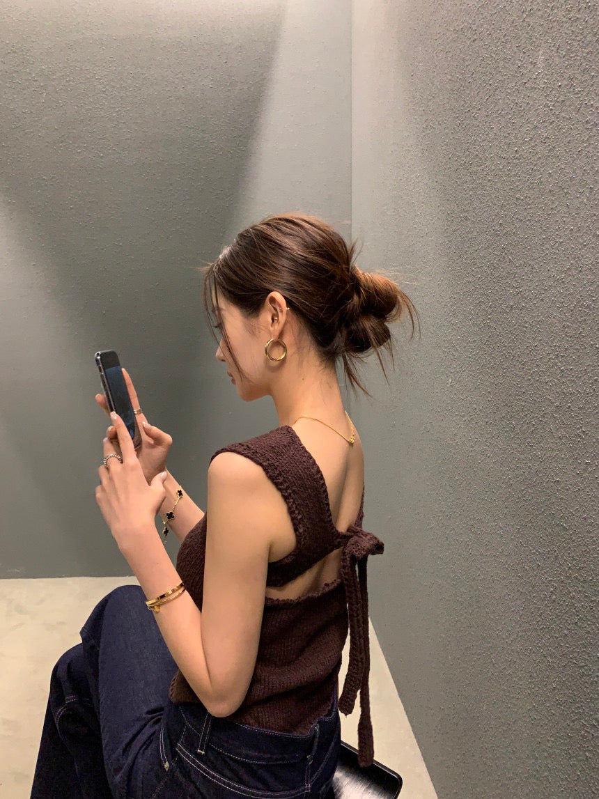 Backless Tie-Knit Top