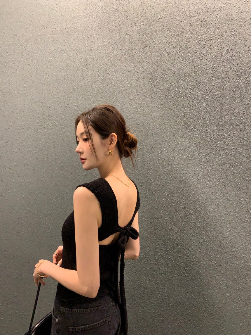 Backless Tie-Knit Top