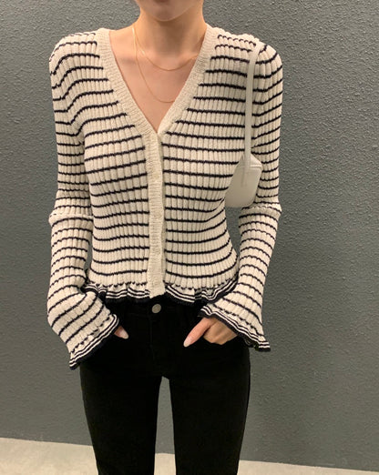 V領木耳邊撞色條紋top