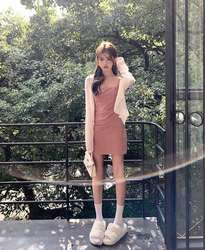 褶皺收腰吊帶裙