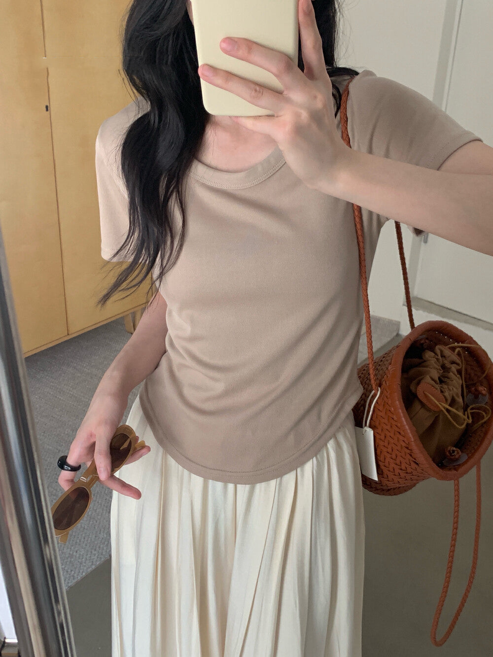 Solid Color U-Neck Stretch Short Sleeve