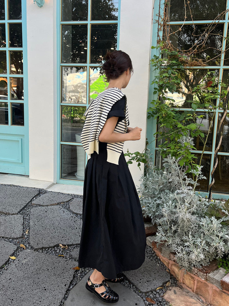 圓領壓褶收腰連身裙