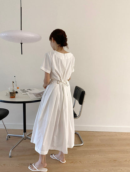圓領壓褶收腰連身裙