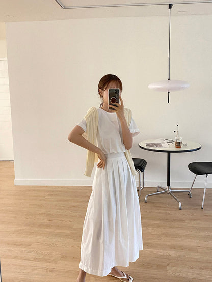 圓領壓褶收腰連身裙