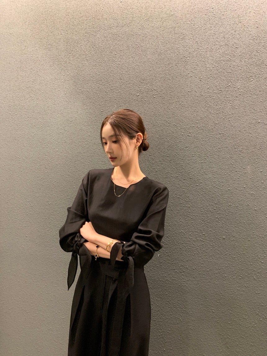 Minimalist Cuff Tie Design Shirt