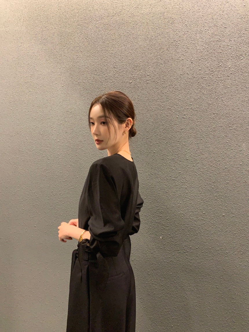 Minimalist Cuff Tie Design Shirt