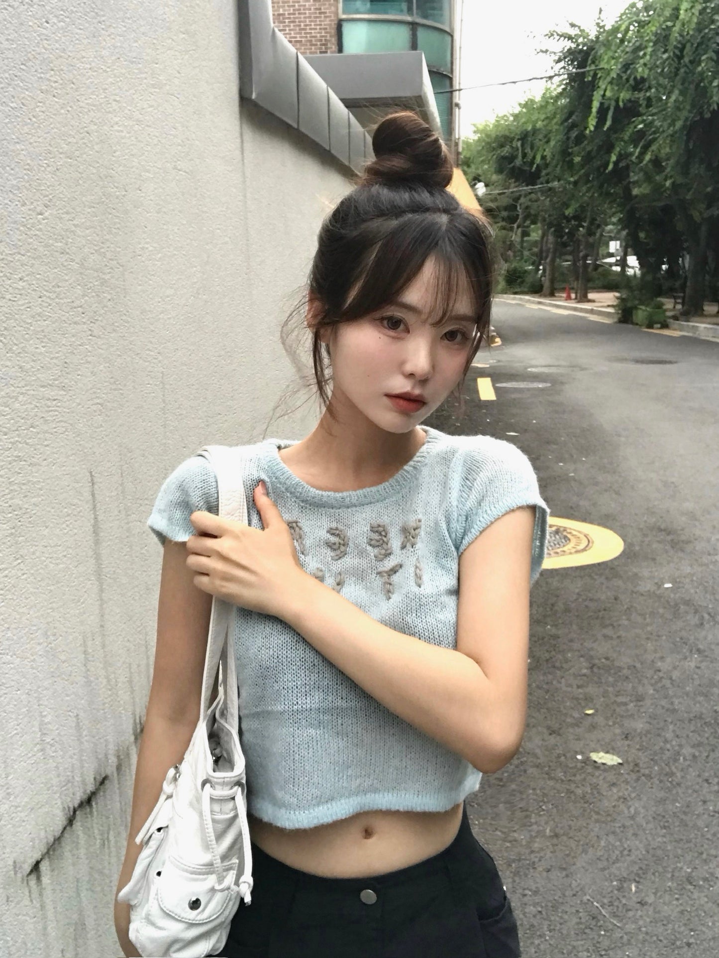 鉤花刺繡針織top