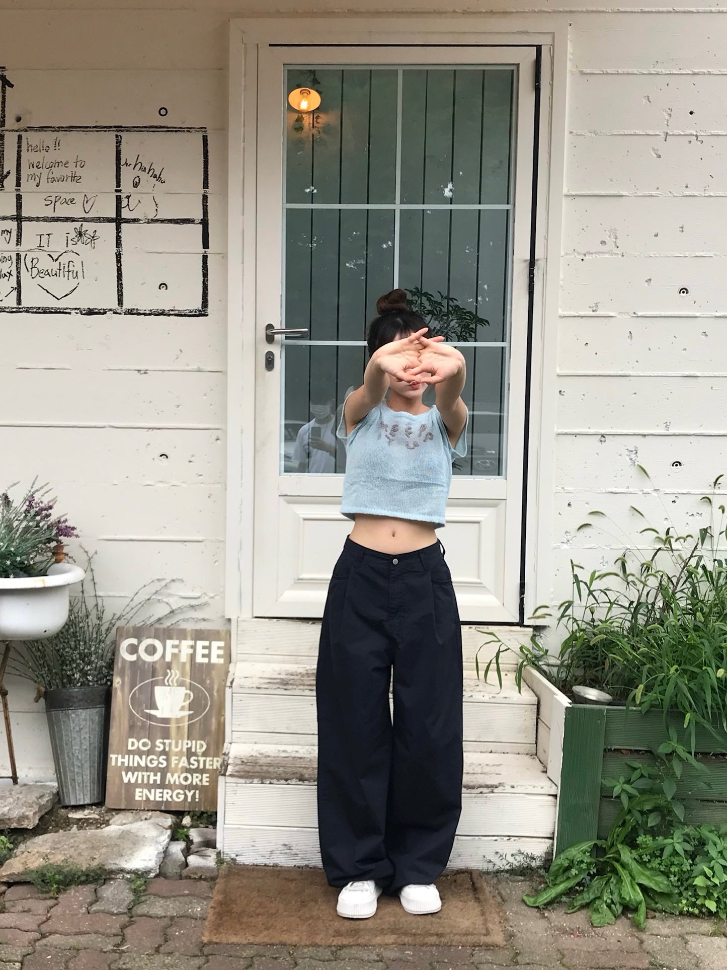 鉤花刺繡針織top