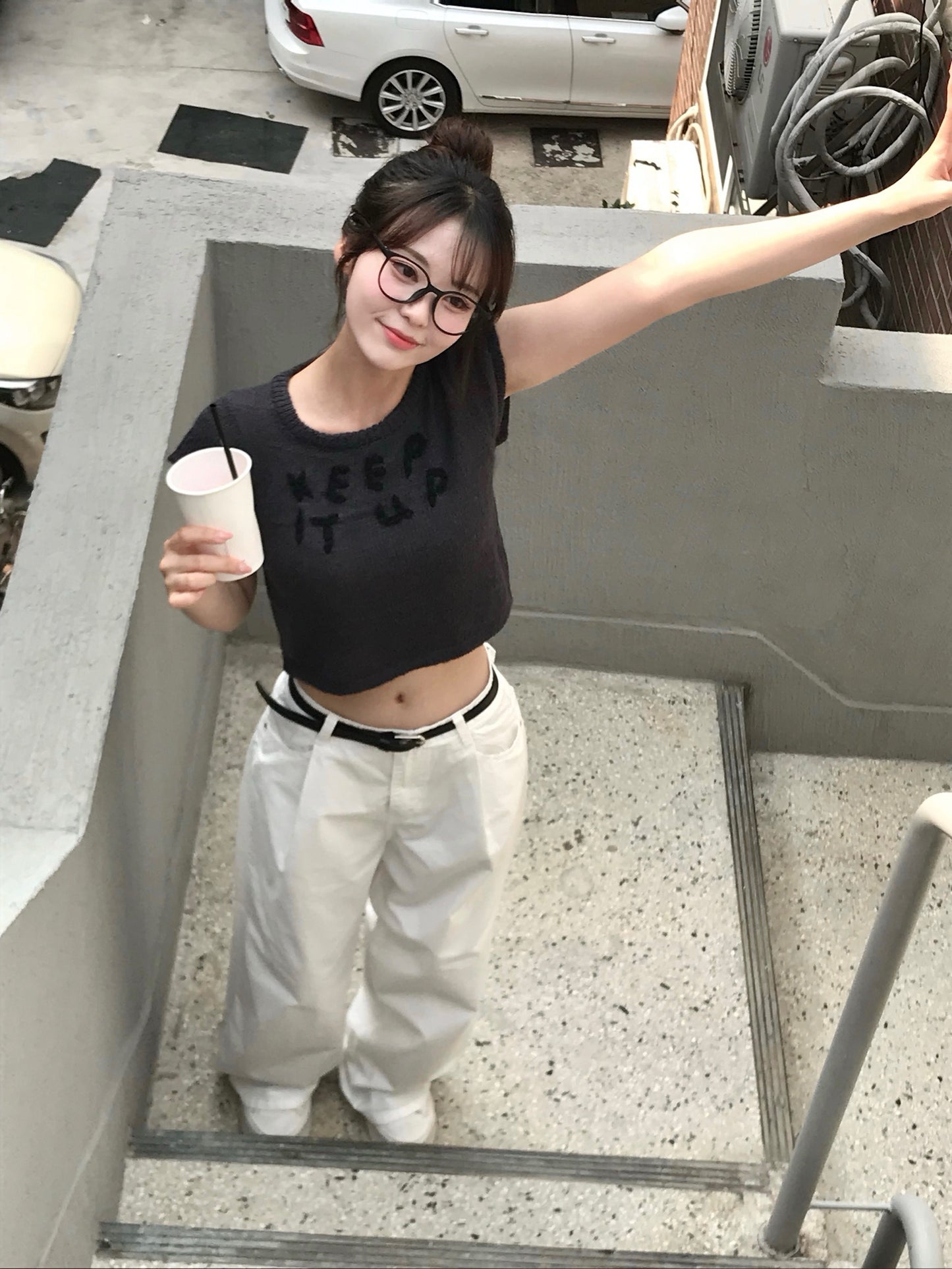 鉤花刺繡針織top