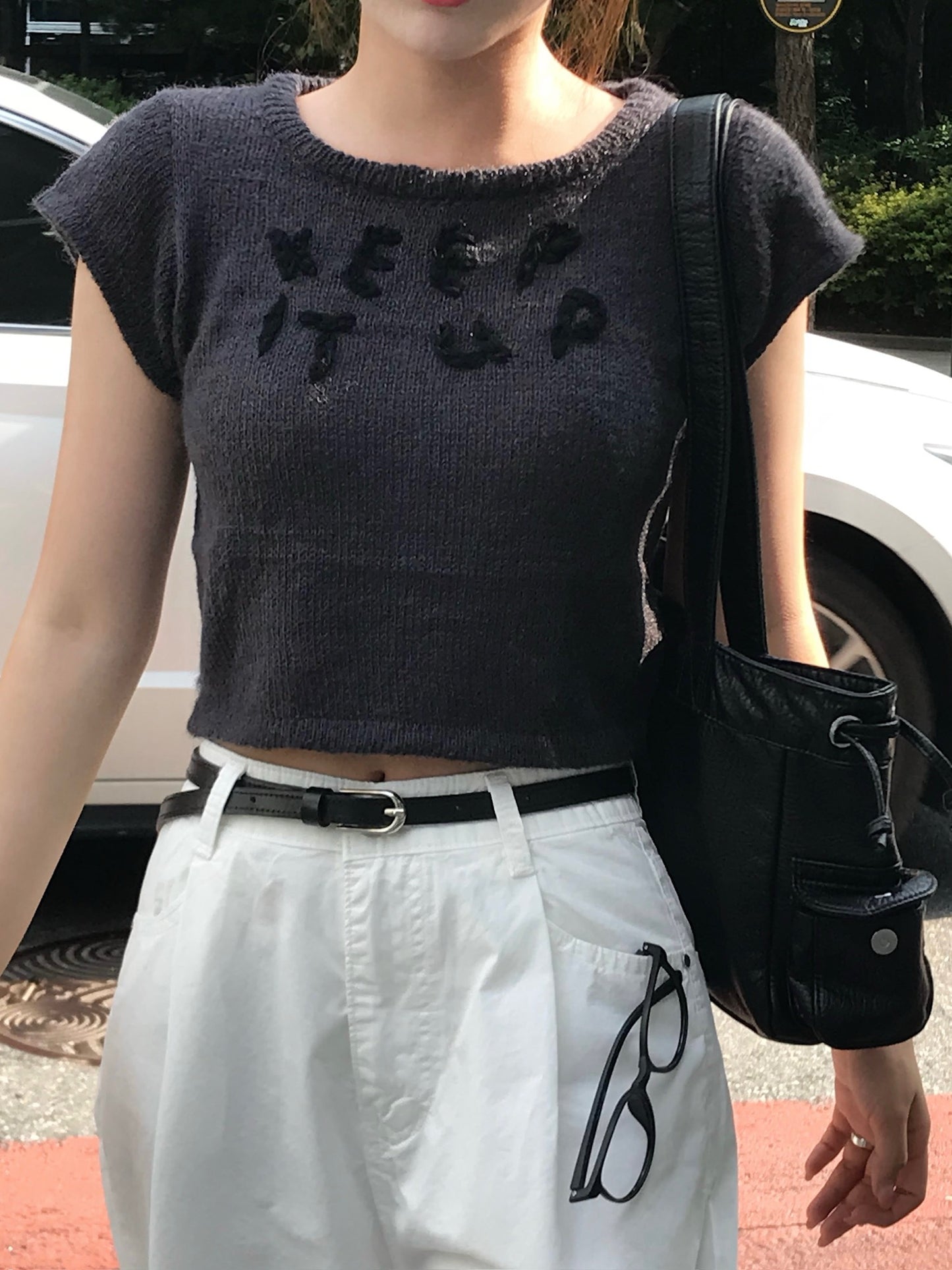 鉤花刺繡針織top