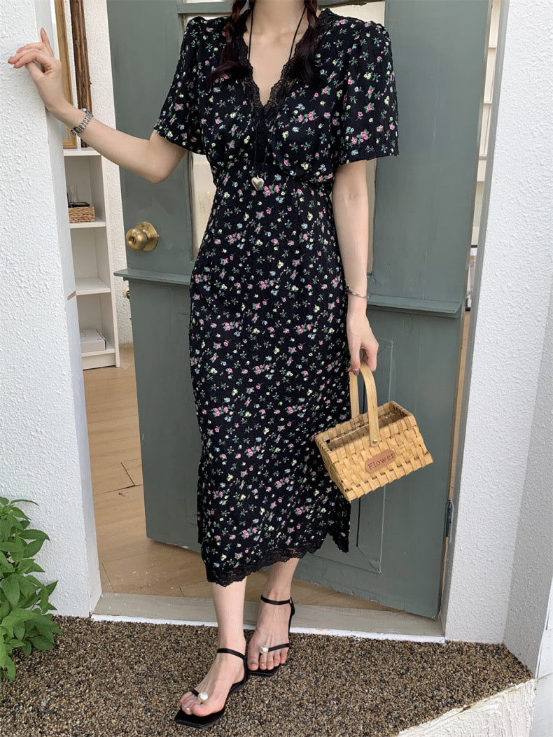 V領碎花收腰連身裙