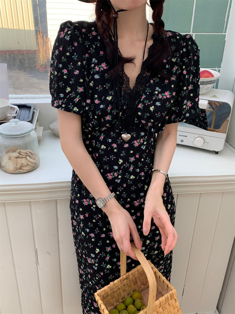 V領碎花收腰連身裙