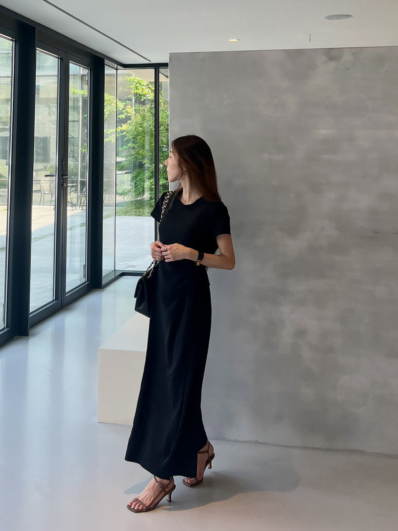 Round-neck side-tie waist-slit dress