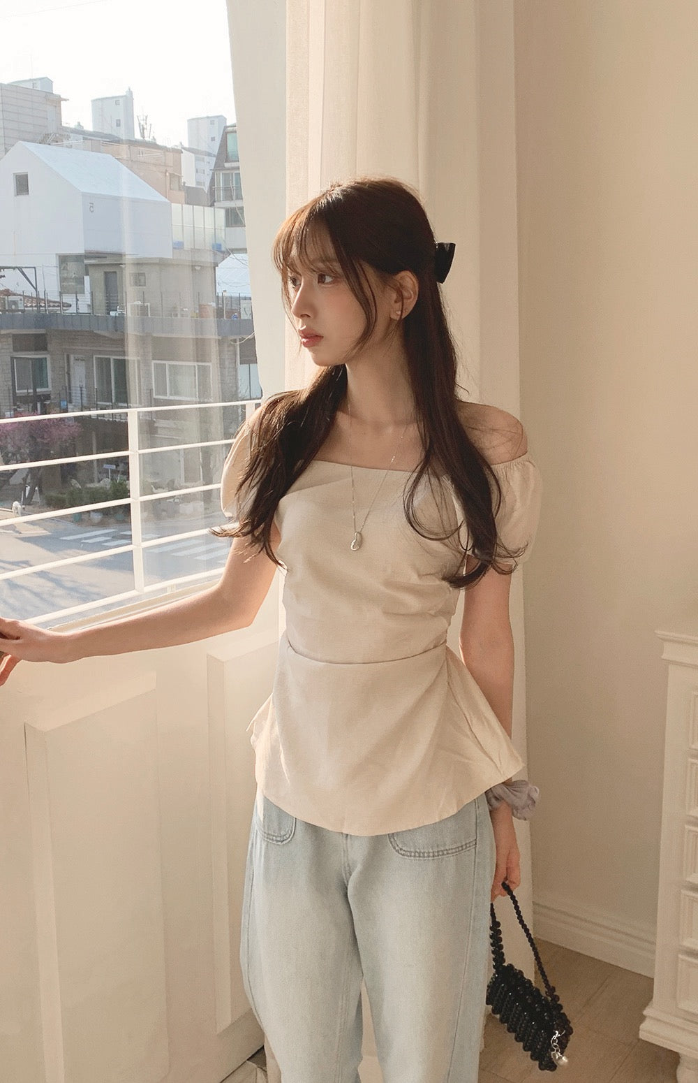 甜美收腰露肩top